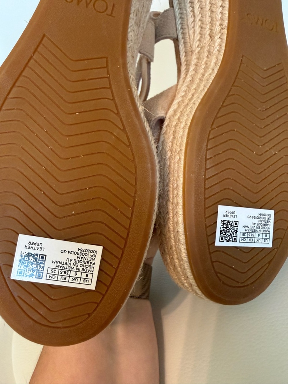 ☀️🌊Tom’s Audrey Suede Espadrille Wedge Platform Sandals in Tan - Picture 7 of 7